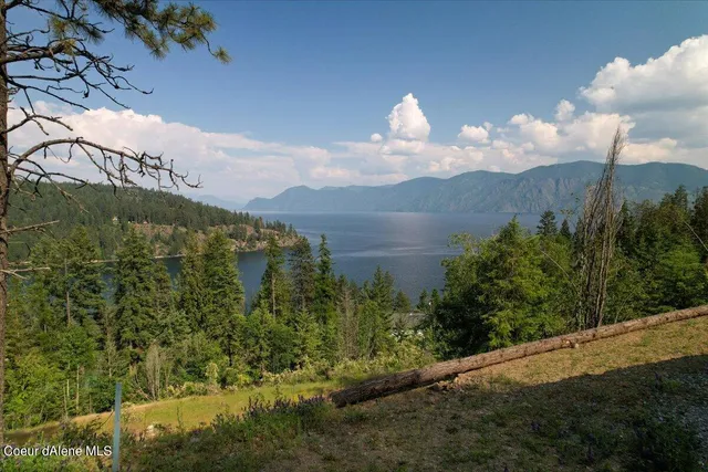 $450,000 | 699 Midas Drive, Sagle, ID 83860