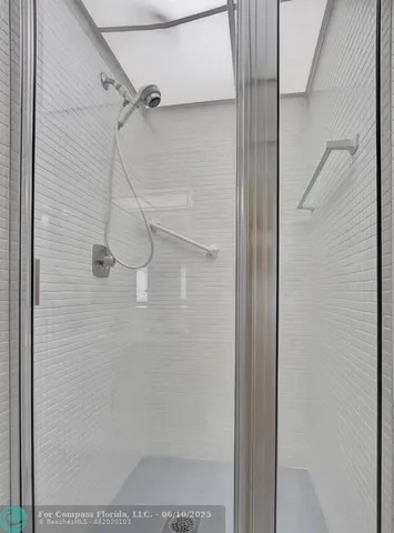 $1,750 | 204 Burgundy North, Unit 204, Delray Beach, FL 33484