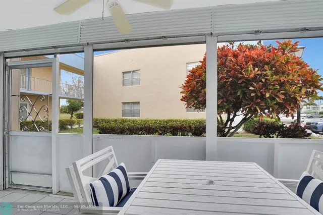 $1,750 | 204 Burgundy North, Unit 204, Delray Beach, FL 33484