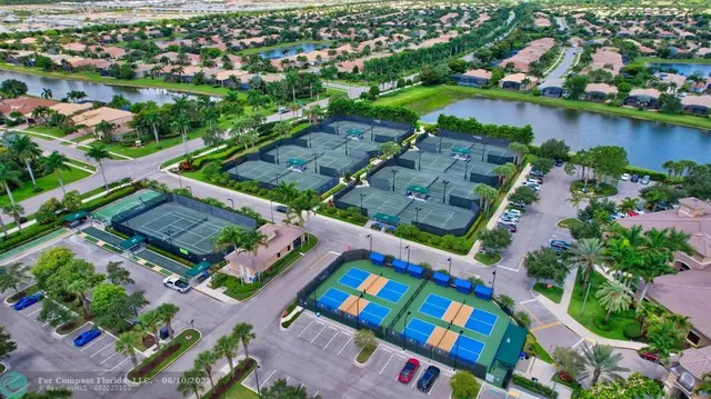 $1,750 | 204 Burgundy North, Unit 204, Delray Beach, FL 33484