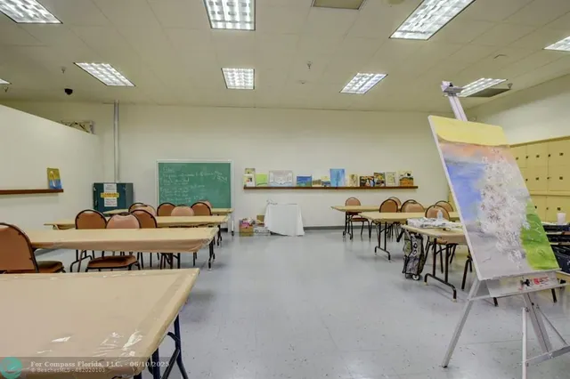 $1,750 | 204 Burgundy North, Unit 204, Delray Beach, FL 33484