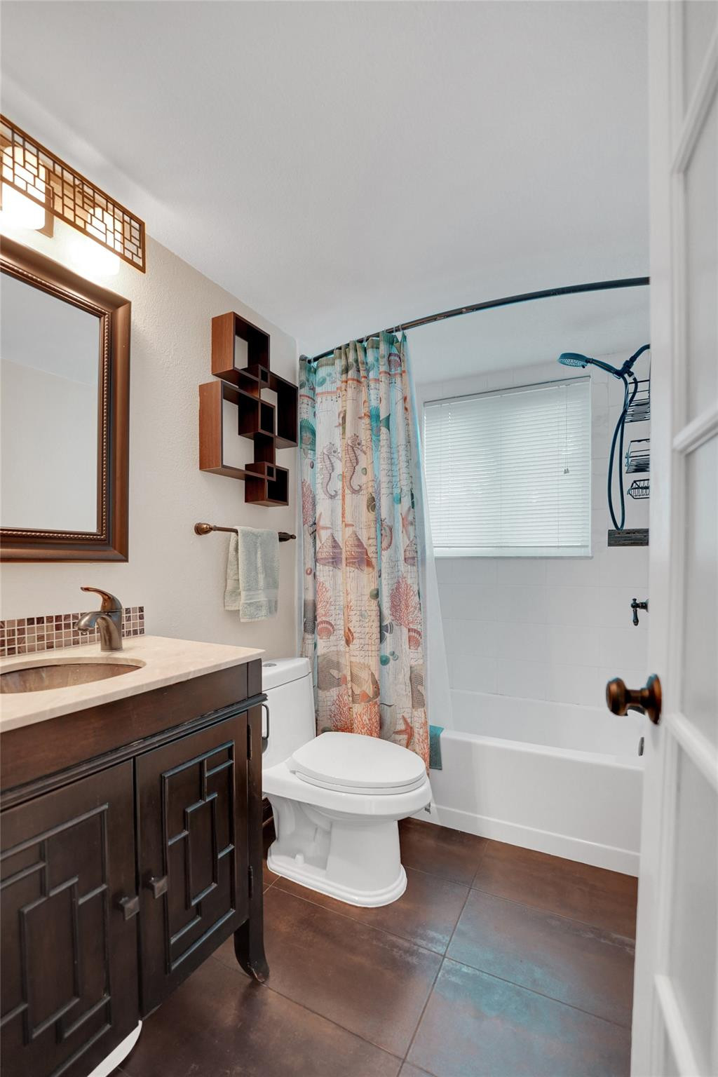 1425 Arthur Street, Unit 214B Hollywood, FL 33020 - Photo 21 of 32 Photo 21