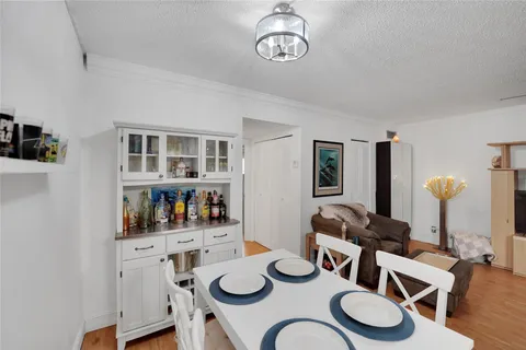 $140,000 | 1425 Arthur Street, Unit 214B, Hollywood, FL 33020