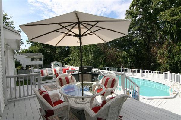 18 Ellen Road Stoneham, MA 02180 - Photo 25 of 28 Gallery Image 25