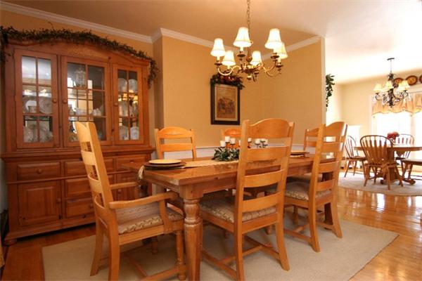 18 Ellen Road Stoneham, MA 02180 - Photo 10 of 28 Gallery Image 10