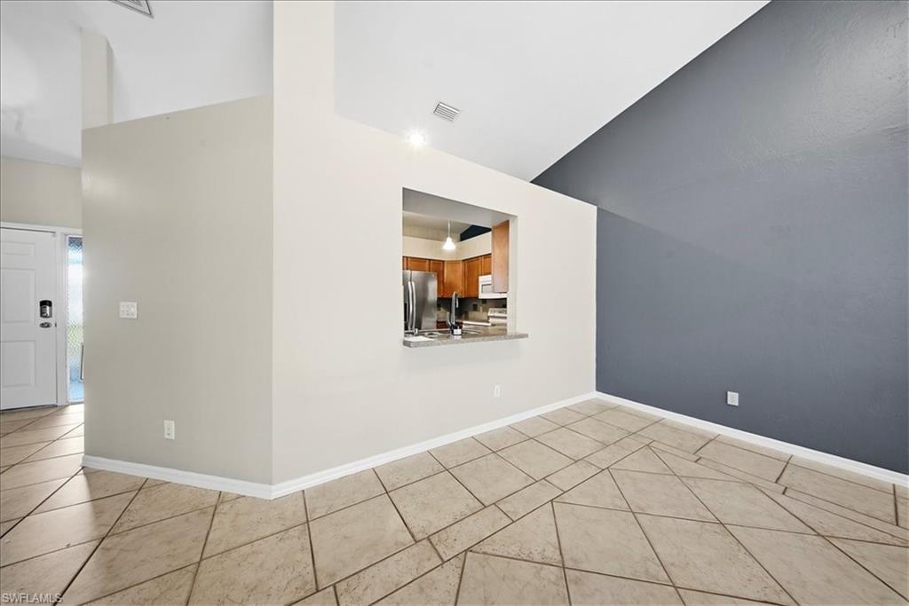 430 St Andrews Boulevard, Unit 6 Naples, FL 34113 - Photo 10 of 47