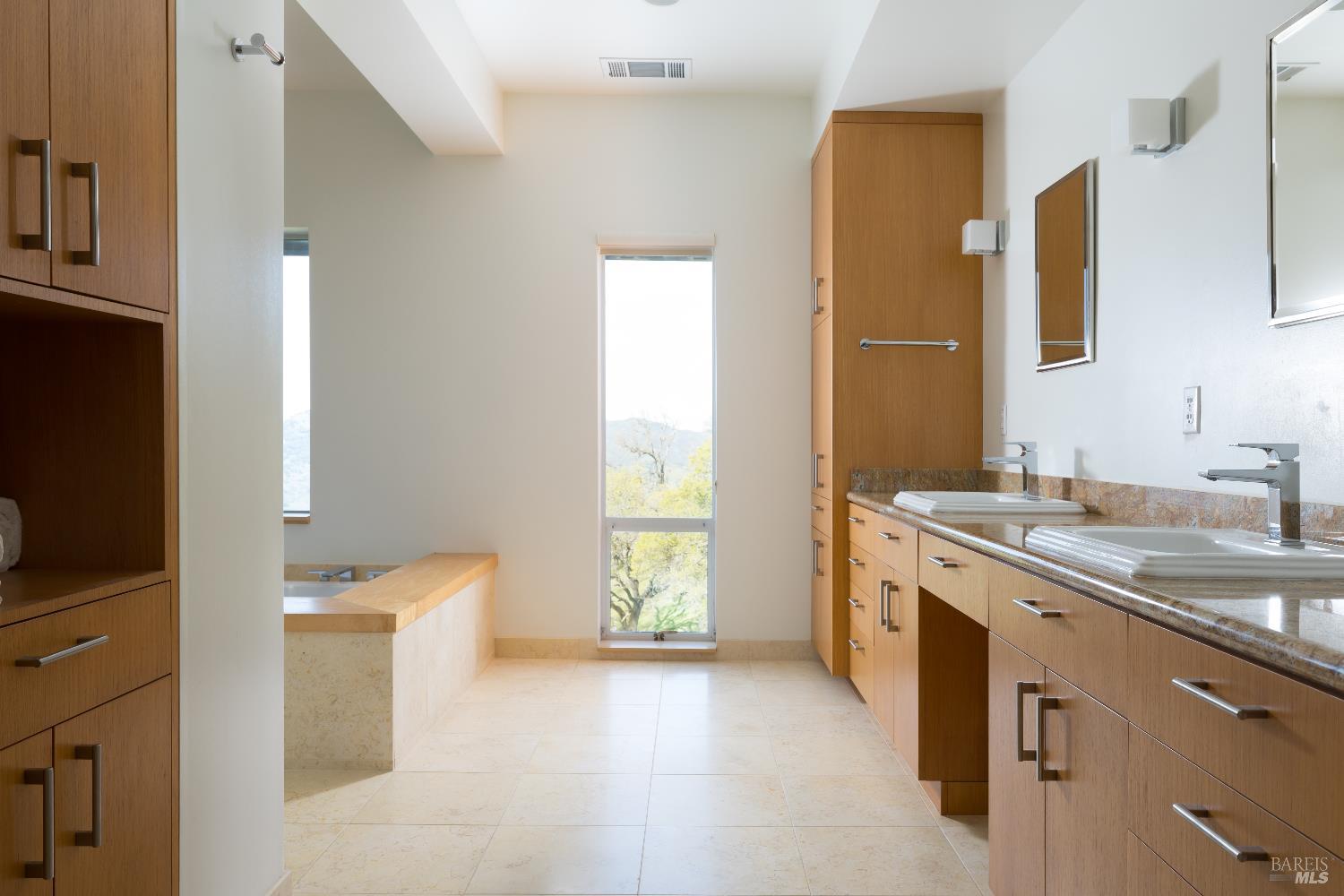 48 Longhorn Ridge Road Napa, CA 94558 - Photo 16 of 28