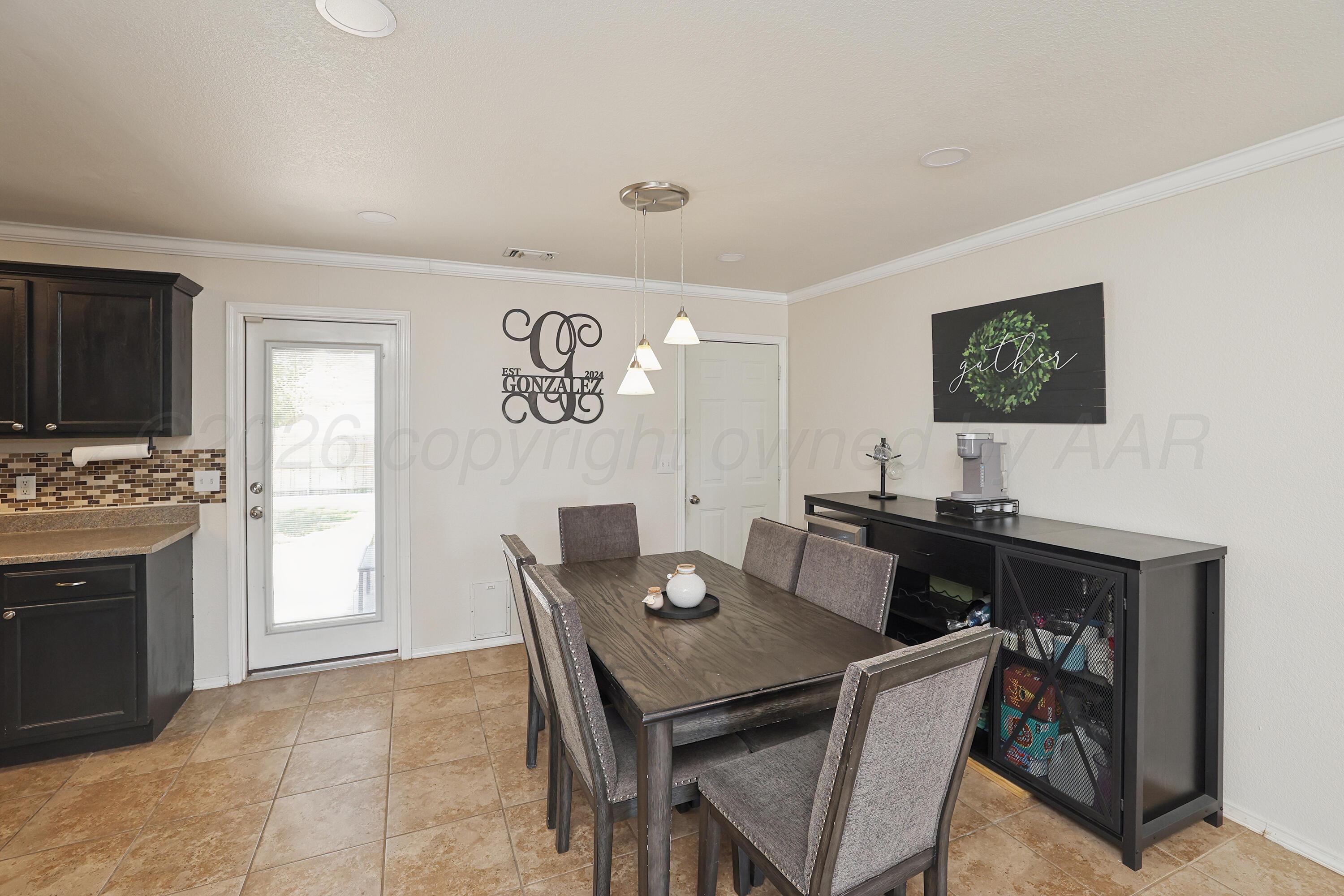 1109 Pagoda Drive Amarillo, TX 79110 - Photo 6 of 19 6-Dining Area