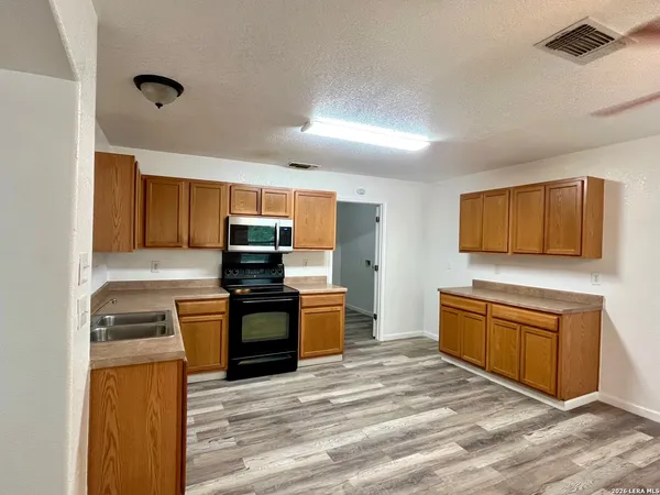 $1,850 | 7115 Sun Valley Drive, San Antonio, TX 78227