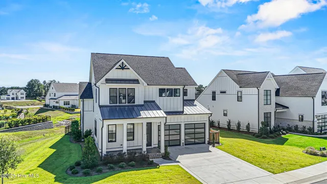 $1,138,250 | 8268 Winding Crk Circle, Wilmington, NC 28411