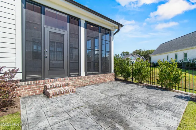 $1,138,250 | 8268 Winding Crk Circle, Wilmington, NC 28411