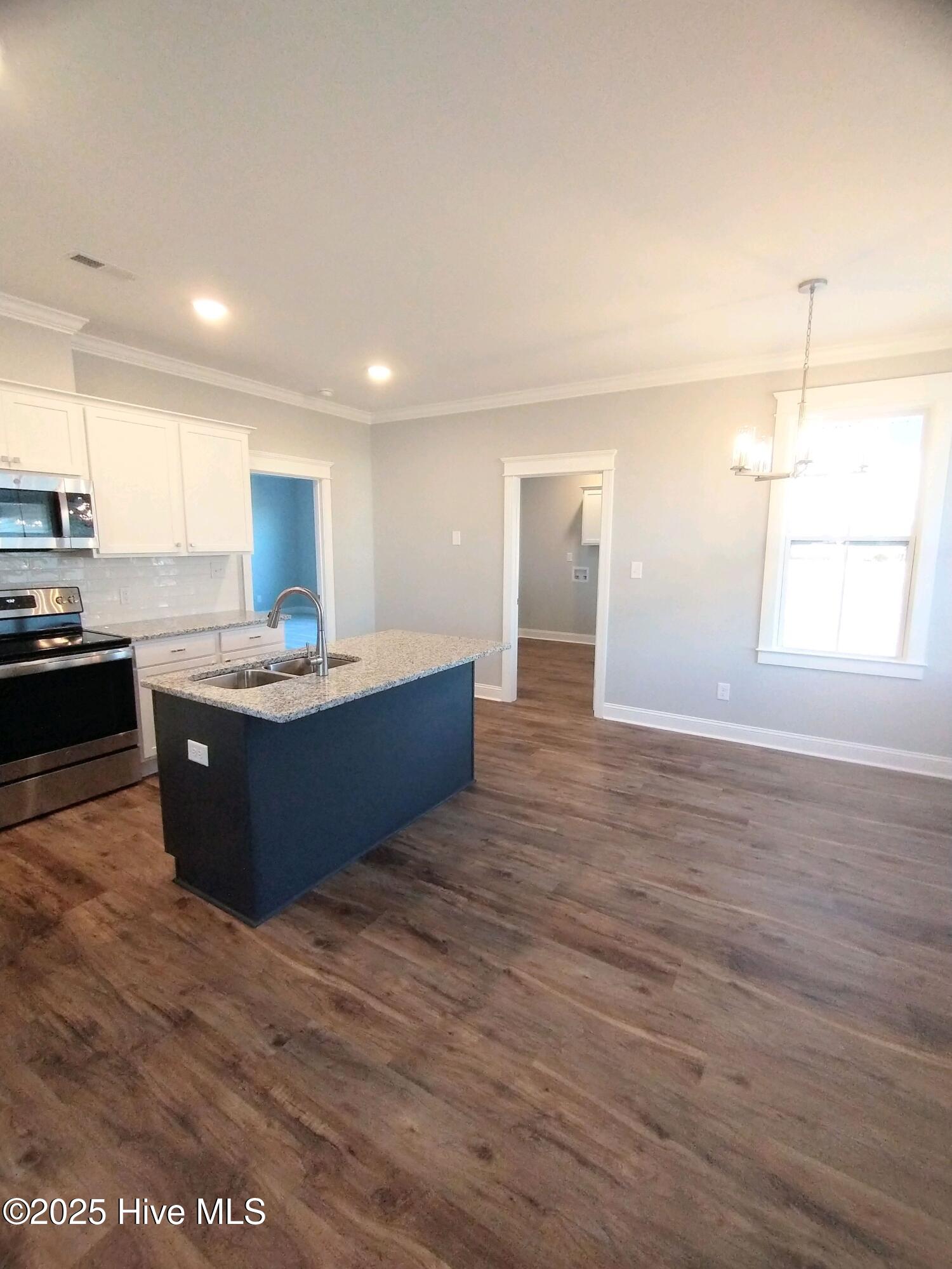 195 Crown Drive Washington, NC 27889 - Photo 3 of 12 Photo similar to