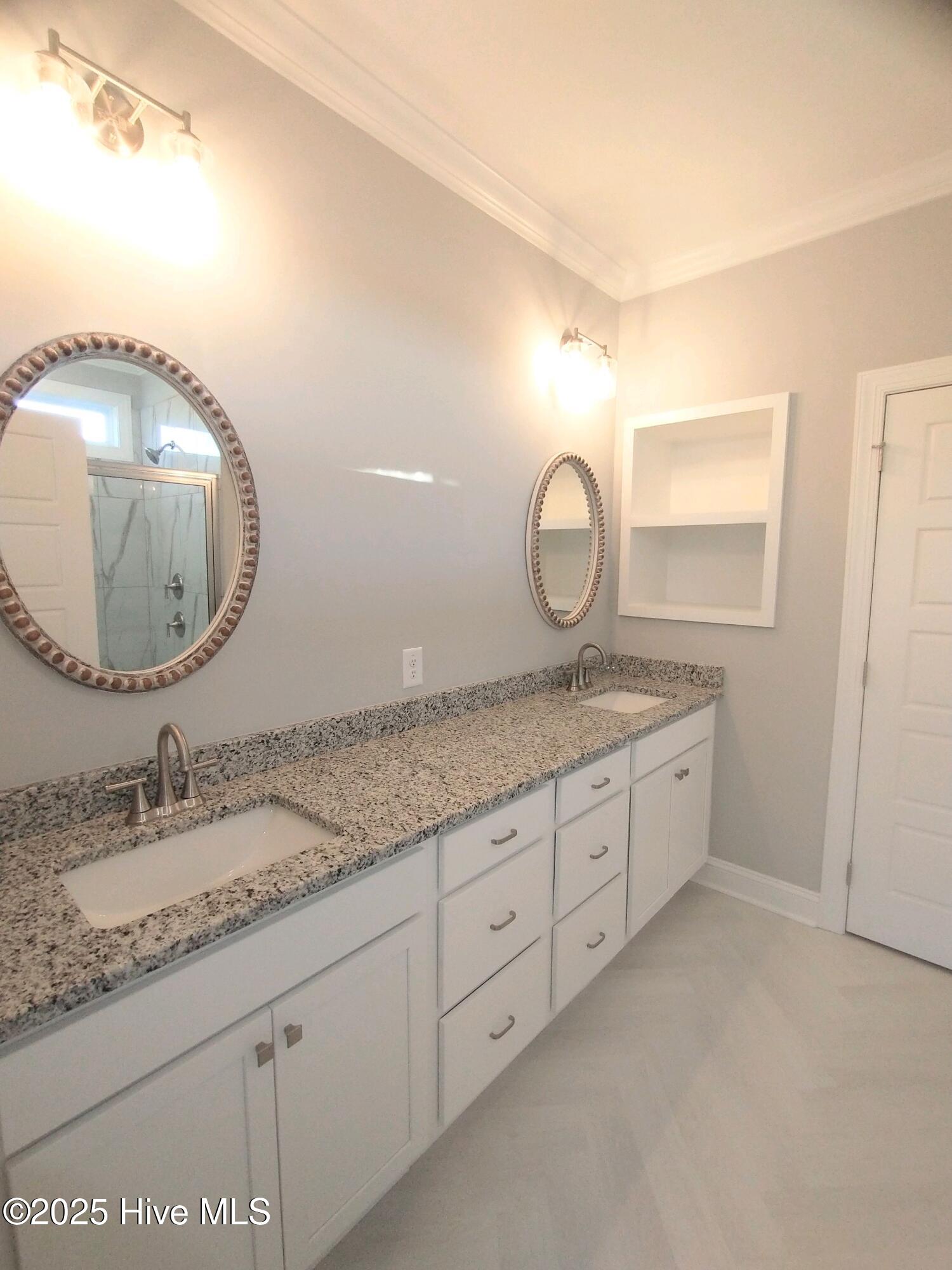 195 Crown Drive Washington, NC 27889 - Photo 6 of 12 Photo similar to