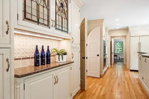 $1,795,000 | 123 Oak Knoll Road, Carlisle, MA 01741