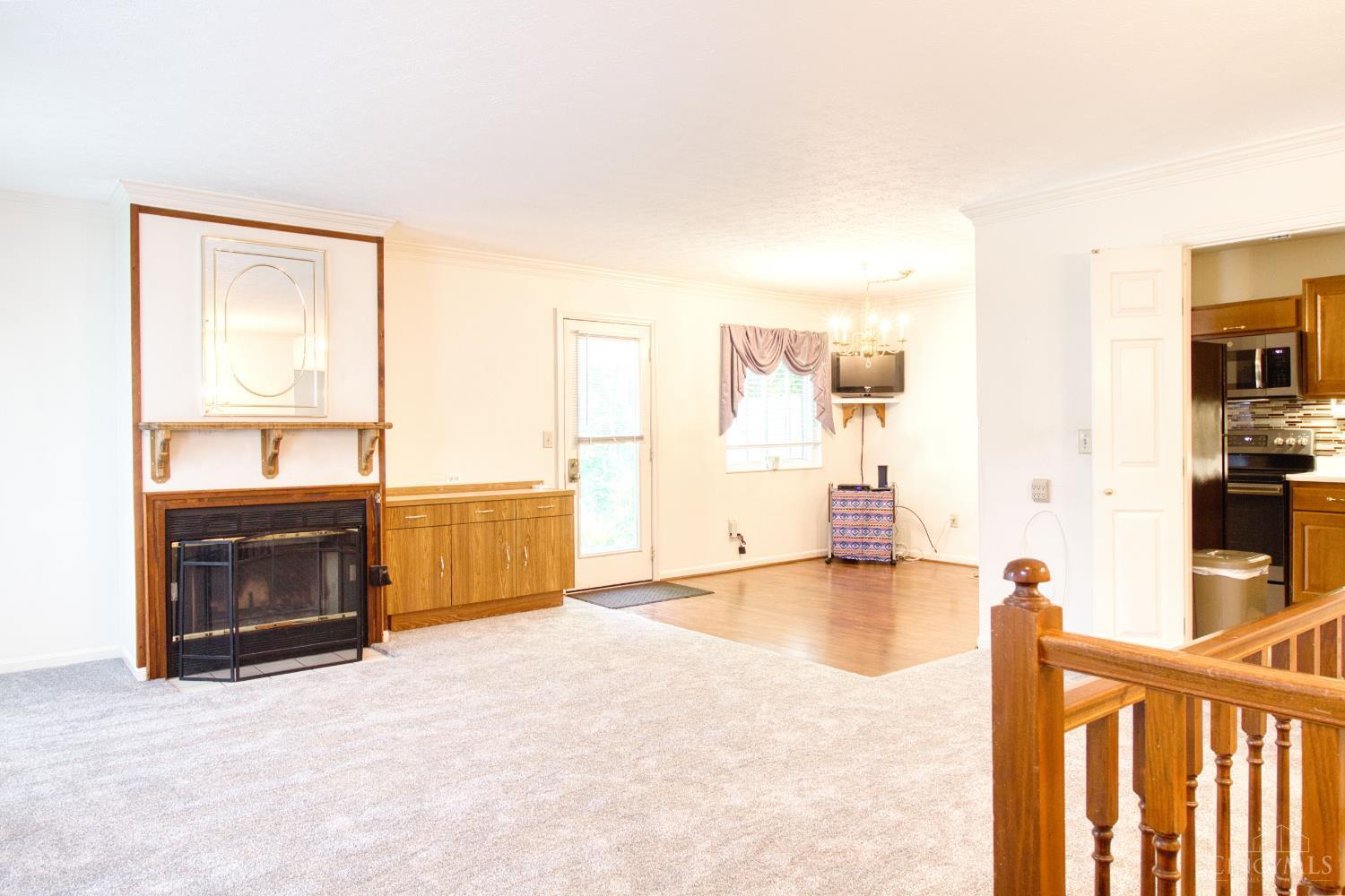 6355 Corbly Road, Unit 7 Cincinnati, OH 45230 - Photo 5 of 34