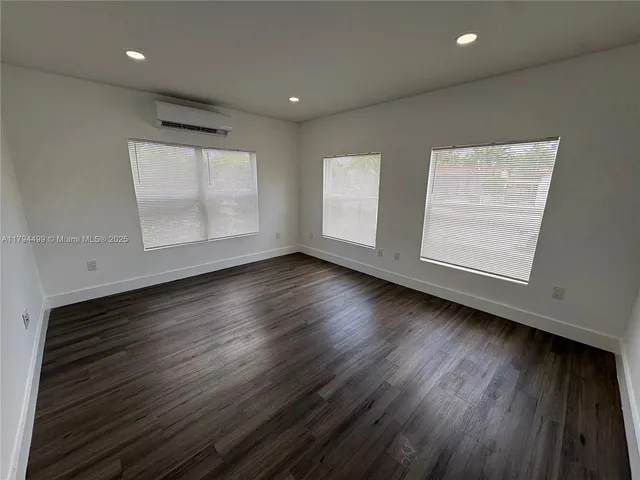 $1,700 | 3237 Southwest 4th Street, Unit 1, Miami, FL 33135