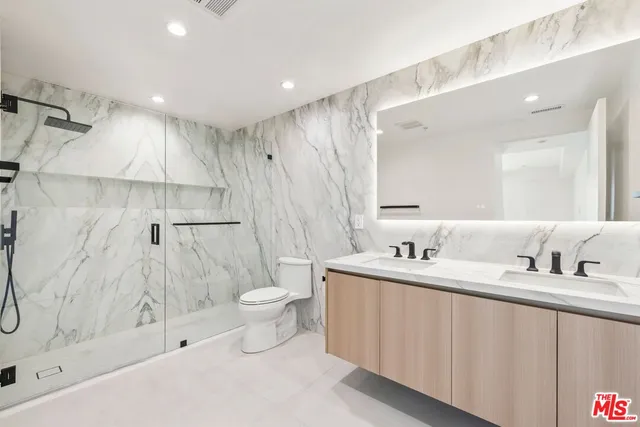 $11,000 | 1414 1/2 South Beverly Drive, Unit 402, Los Angeles, CA 90035