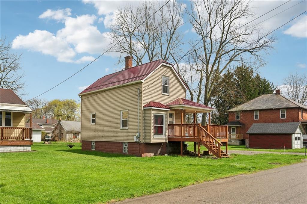 14 Elm Street Bessemer, PA 16112 - Photo 2 of 29
