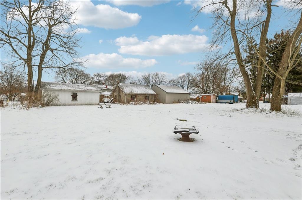 14 Elm Street Bessemer, PA 16112 - Photo 7 of 29 a snow on the side of the road