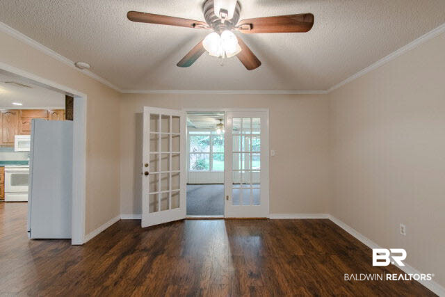 854 Hancock Road Fairhope, AL 36532 - Photo 21 of 43 Entry to Sunroom