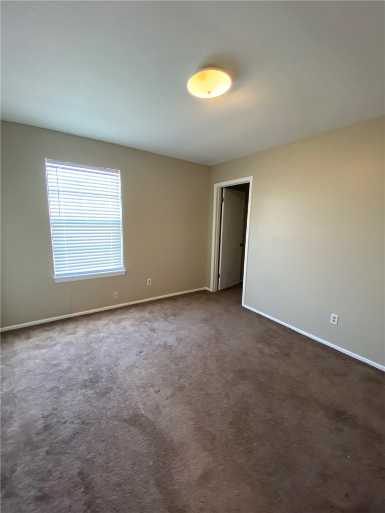 4229 Interstate Highway, Unit 3 Corpus Christi, TX 78410 - Photo 14 of 16 an empty room with a window