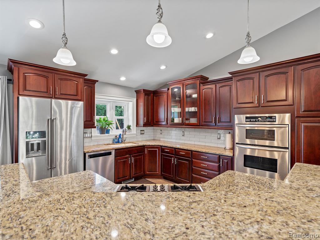 4275 Springdale Street Rochester, MI 48306 - Photo 12 of 51