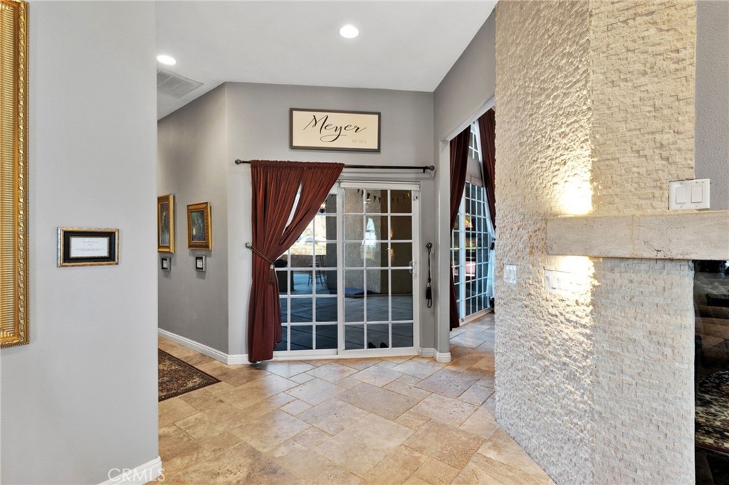 15485 Barker Road Apple Valley, CA 92307 - Photo 15 of 64