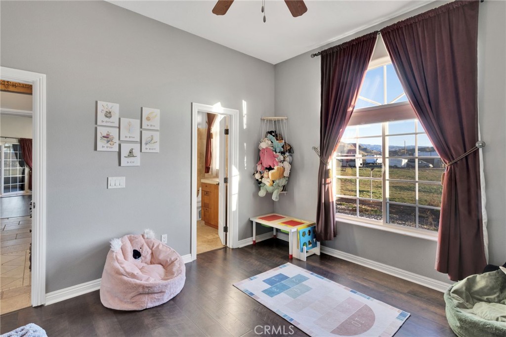 15485 Barker Road Apple Valley, CA 92307 - Photo 37 of 64