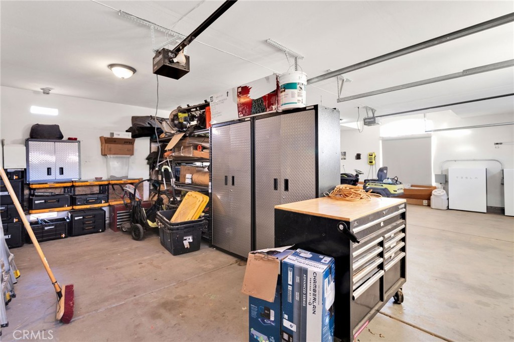15485 Barker Road Apple Valley, CA 92307 - Photo 51 of 64 a view of a room with gym equipment