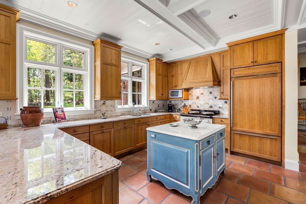 110 Juniper Road Belmont, MA 02478 - Photo 12 of 38