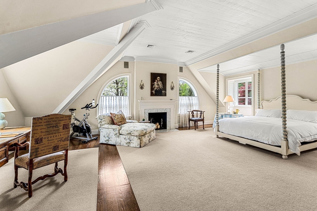 110 Juniper Road Belmont, MA 02478 - Photo 24 of 38