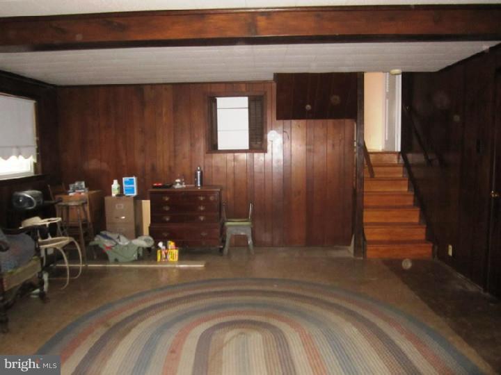 337 Ainslie Road Huntingdon Valley, PA 19006 - Photo 11 of 16 Family Room