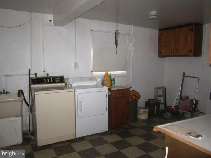 337 Ainslie Road Huntingdon Valley, PA 19006 - Photo 12 of 16 Laundry Room