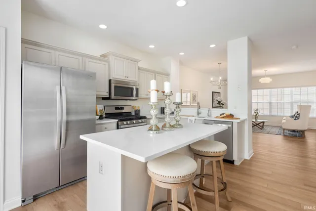 $879,900 | 1754 Willis Street, South Bend, IN 46637