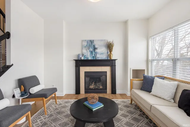 $879,900 | 1754 Willis Street, South Bend, IN 46637