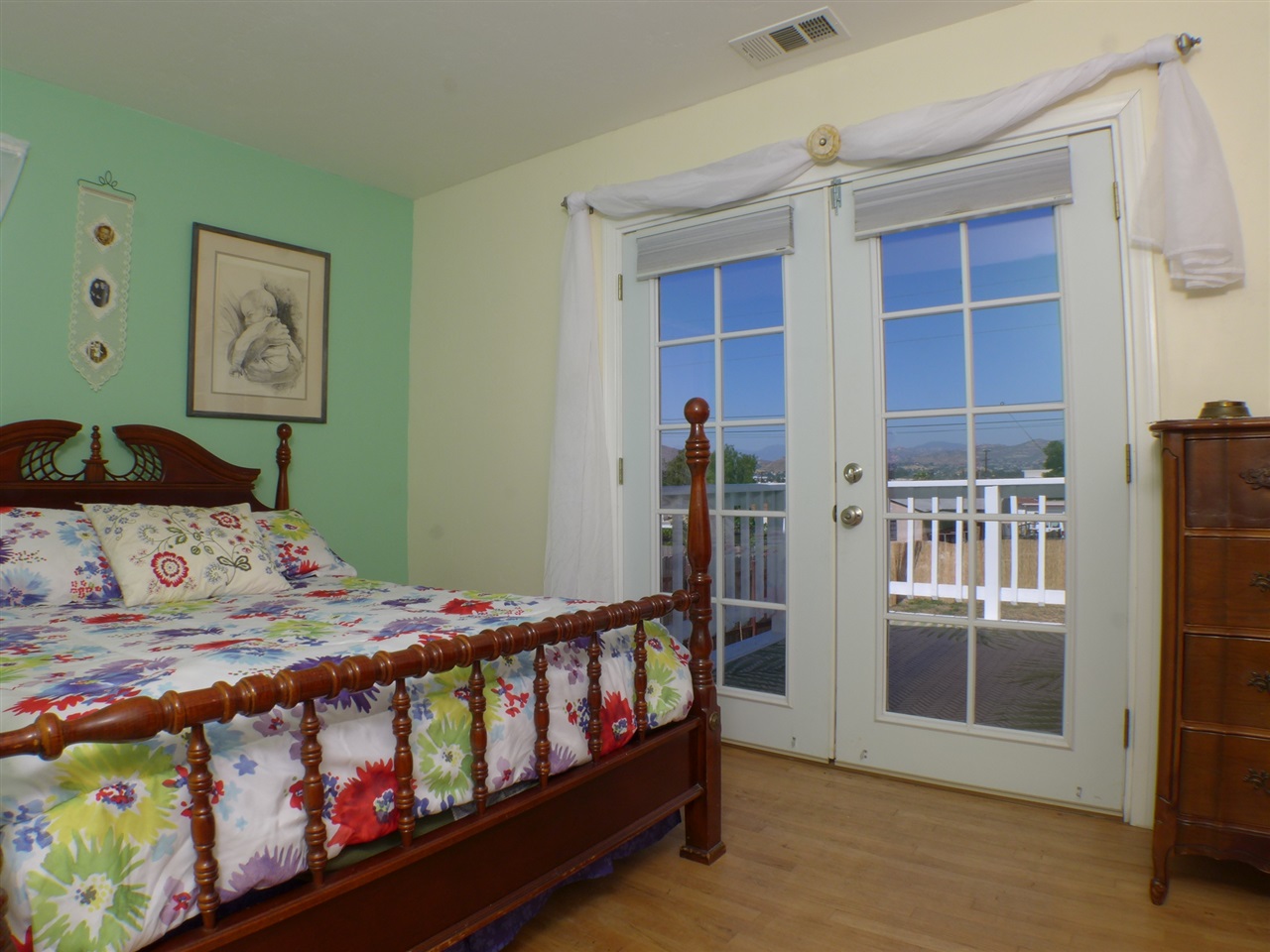 689 El Monte Road El Cajon, CA 92020 - Photo 11 of 19