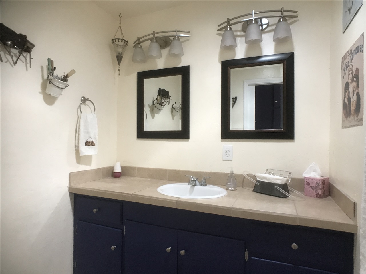 689 El Monte Road El Cajon, CA 92020 - Photo 17 of 19