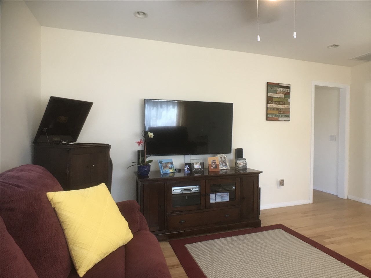 689 El Monte Road El Cajon, CA 92020 - Photo 5 of 19