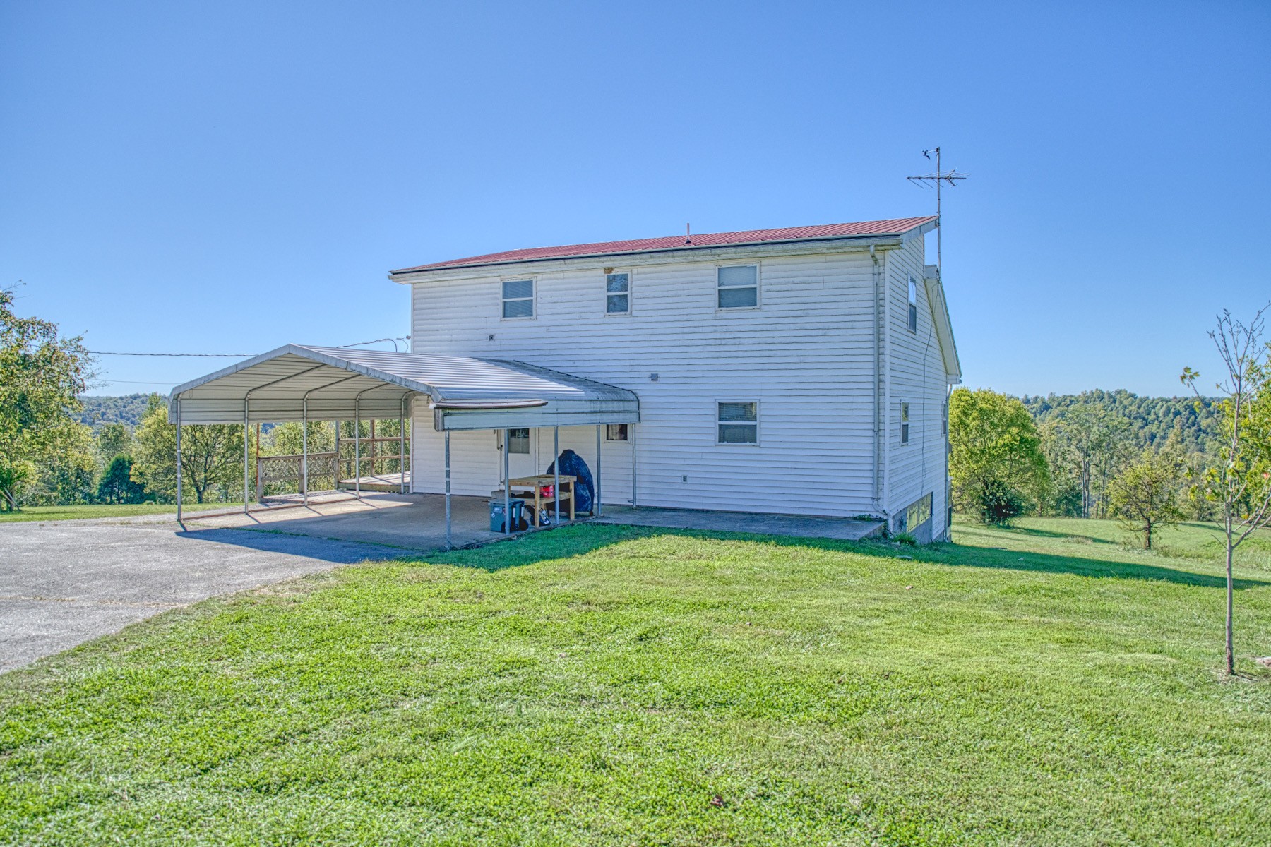 655 Dyer Cemetery Road Bloomington Springs, TN 38545 - Photo 65 of 70 Gallery Image 65