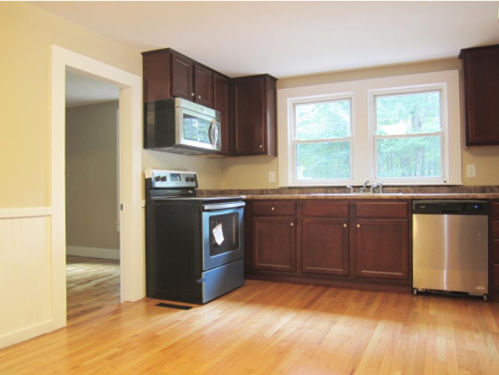 24 South Depot Road Hollis, NH 03049 - Photo 7 of 26 Gallery Image 7