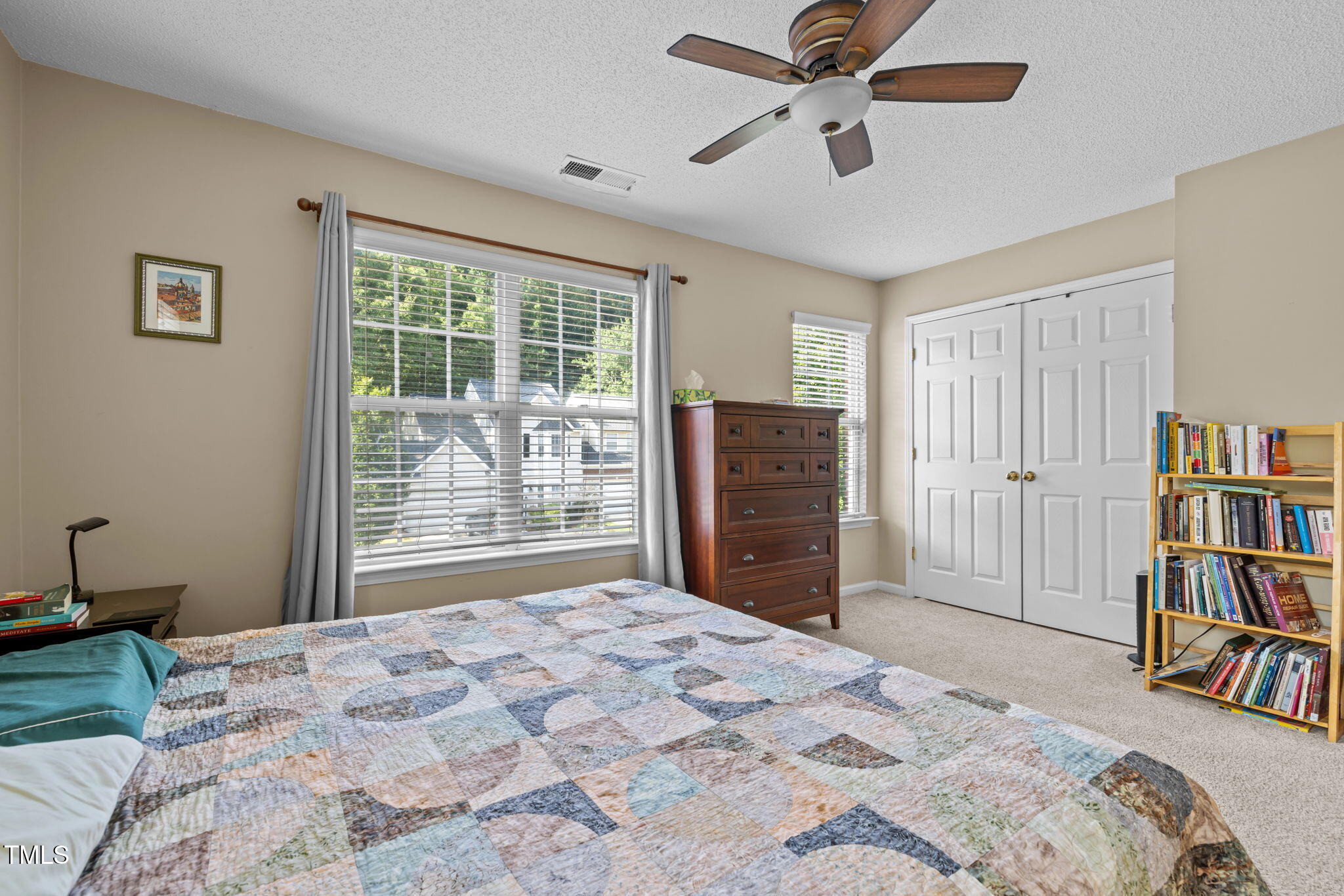 5300 Eolian Court Raleigh, NC 27607 - Photo 5 of 41 4-web-or-mls-5Z8A1489