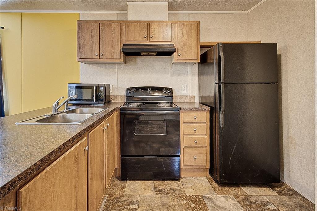 316 Substation Road Troy, NC 27371 - Photo 4 of 13