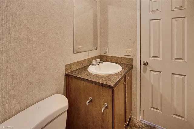 $165,000 | 316 Substation Road, Troy, NC 27371