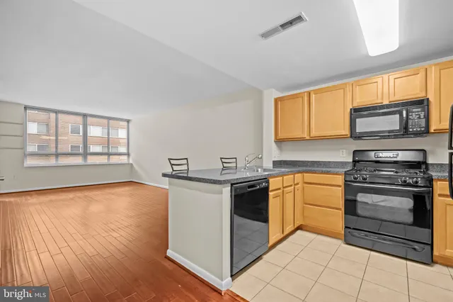 $400,000 | 350 G Street Southwest, Unit N614, Washington, DC 20024