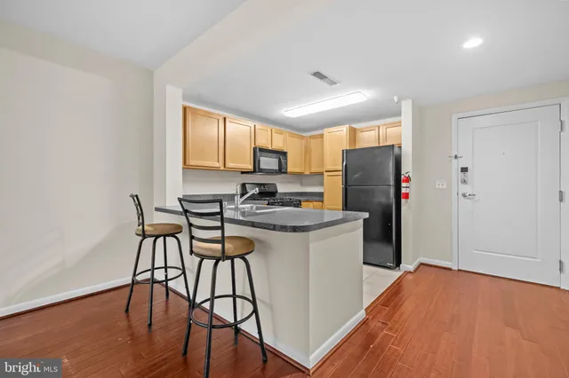 $400,000 | 350 G Street Southwest, Unit N614, Washington, DC 20024
