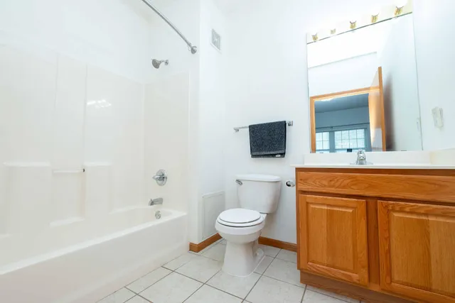 $219,000 | 4824 East 53rd Street, Unit 322, Minneapolis, MN 55417