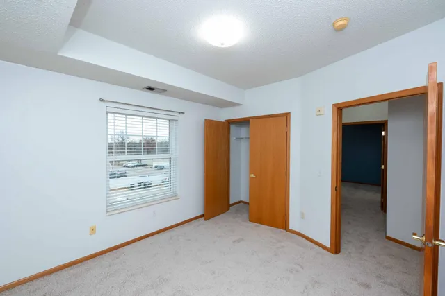 $219,000 | 4824 East 53rd Street, Unit 322, Minneapolis, MN 55417