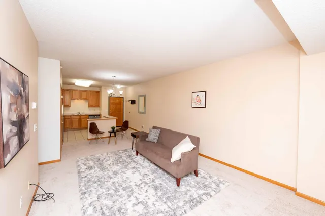 $219,000 | 4824 East 53rd Street, Unit 322, Minneapolis, MN 55417