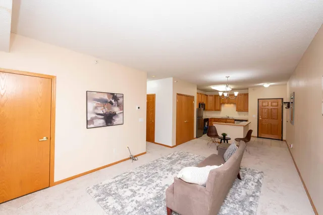 $219,000 | 4824 East 53rd Street, Unit 322, Minneapolis, MN 55417