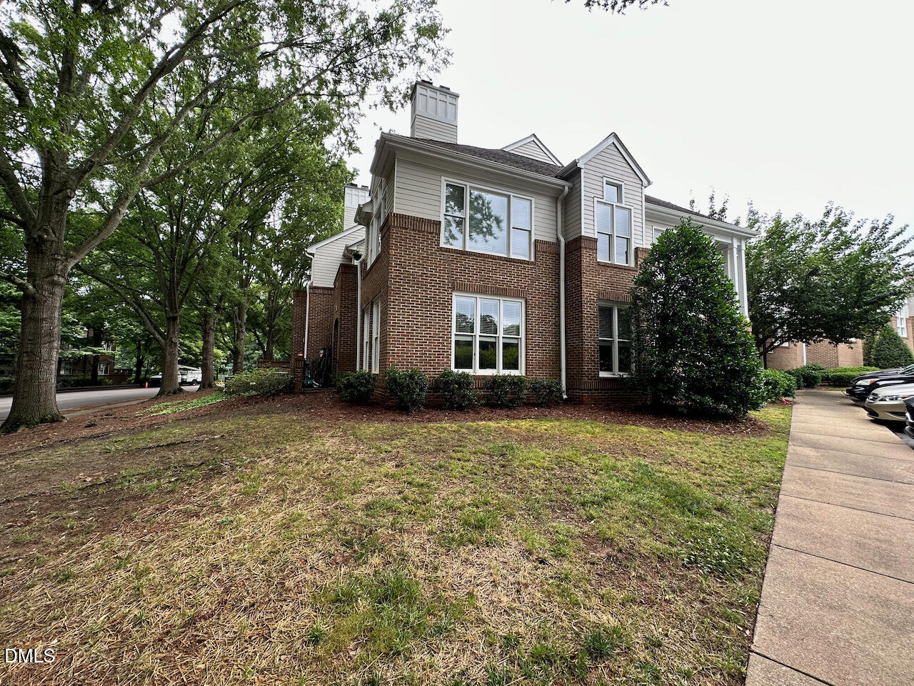 1062 Washington Street Raleigh, NC 27605 - Photo 1 of 25 IMG_6775